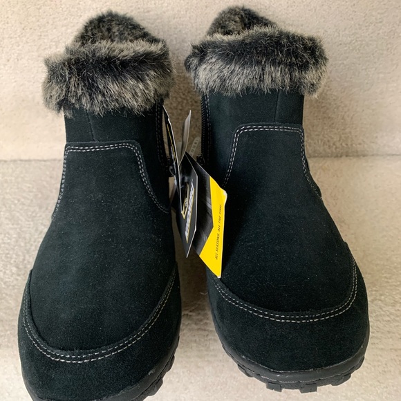 1 PAIR LEFT NWT KHOMBU WINTER WEATHER FUR TRIMMED BOOTIES - Picture 2 of 5